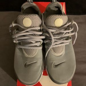 Nike Prestos